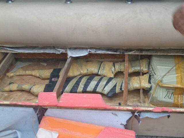 کراچی میں لیاقت آباد کی فرنیچرمارکیٹ میں رینجرز کی کارروائی، اسلحہ برآمد