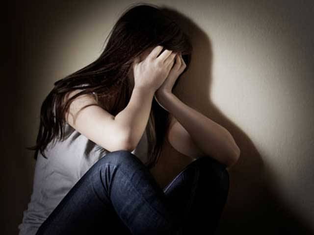 پشاور میں افغان رکن پارلیمنٹ پر ڈانسر سے زیادتی کے الزام میں مقدمہ درج