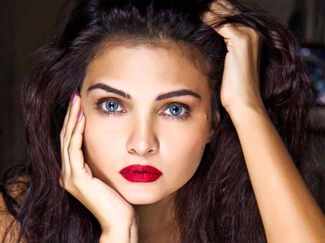 میرٹ اور محنت پر یقین رکھتی ہوں کامیابی کیلیے سفارش کی ضرورت نہیں، شازیہ شاہ