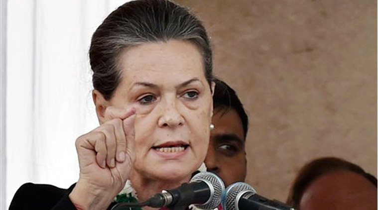 ہیلی کاپٹروں کی خریداری میں سونیا گاندھی پر کمیشن لینے کا الزام، لوک سبھا میں ہنگامہ