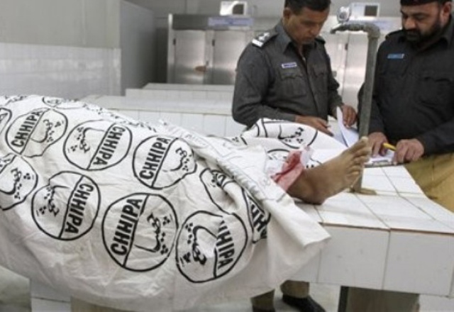 کراچی کے علاقے فقیرا گوٹھ میں پولیس مقابلہ، 3 دہشت گرد ہلاک