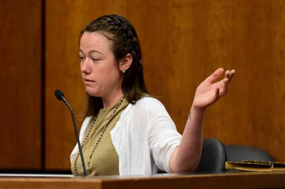 امریکا: پیدائش سے قبل ہی بچے کو قتل کرنیوالی خاتون کو 100 سال قید