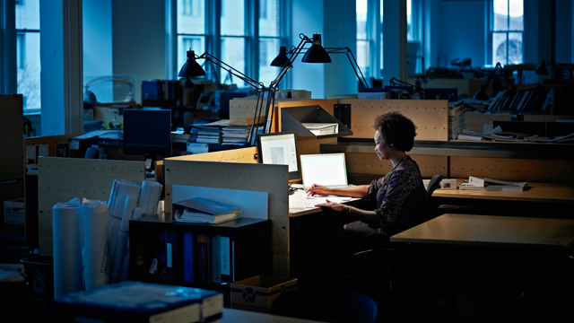 گردش ایام میں مایوسی نہیں بلکہ مسلسل کوشش و محنت