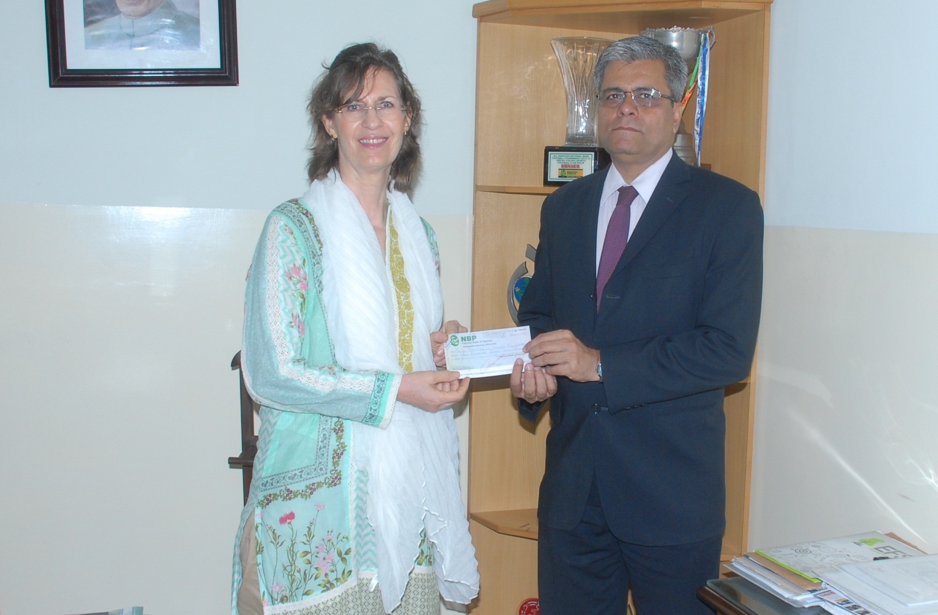 نیشنل بینک سی ایس آر ڈویژن نے مستحق طلبا کو ایک سال کا وظیفہ دیا