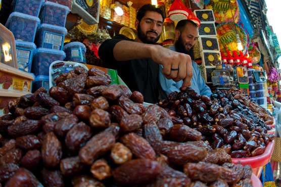 ماہ رمضان سے قبل درآمدی کھجور 75 روپے کلو تک مہنگی