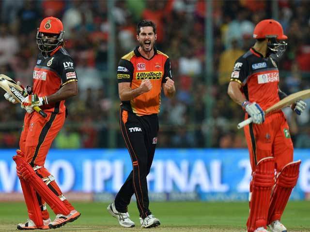 سن رائزز حیدرآباد ویرات کوہلی کی ٹیم کو شکست دیکر آئی پی ایل کی فاتح بن گئی