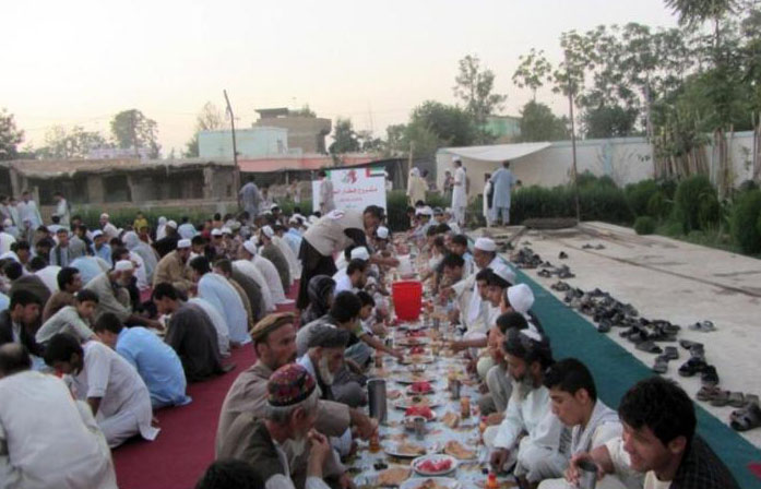 ملک بھر میں روزه اور عید ایک دن کرانے کیلئے کوشش شروع