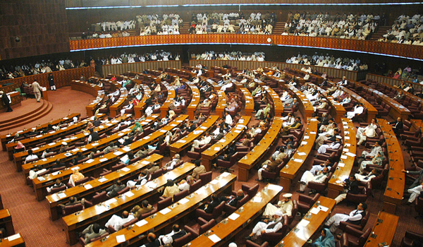 ارکان پارلیمان کی تنخواہوں میں اضافہ