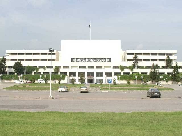 کمیشن کے ٹی او آرزاپوزیشن کی مشاورت سے طے کیے جائیں گے، ذرائع حکومت