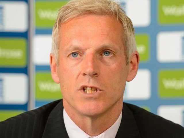 پیٹر مورس پاکستانی ٹیم کی کوچنگ کی دوڑ سے دستبردار