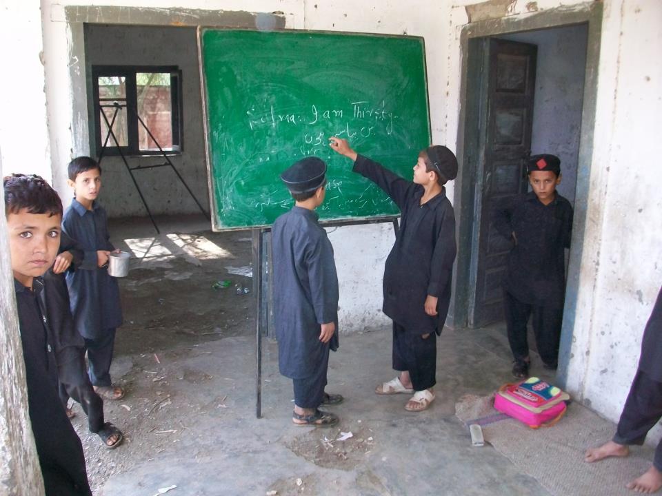 فاٹا میں طلبہء کا نصف تعلیمی سال ضائع ہونے لگا