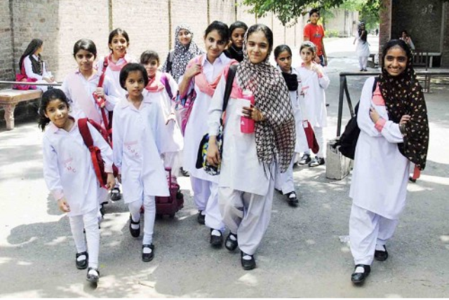 پنجاب کے نجی سکولوں میں 11 جون سے گرمیوں کی چھٹیوں کا اعلان