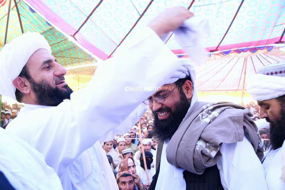 معروف کالم نگار محمد صدیق مدنی کے دستار فضیلت کے موقع پر خوشی کے لمحات