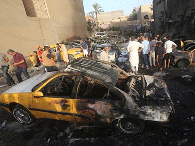 عراق میں ہوٹل کے باہر کار بم دھماکے میں 12 افراد ہلاک، 40 زخمی