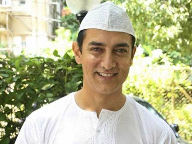 عامرخان کی بھانجے عمران خان کی جانب سے دی گئی دعوت افطارمیں شرکت