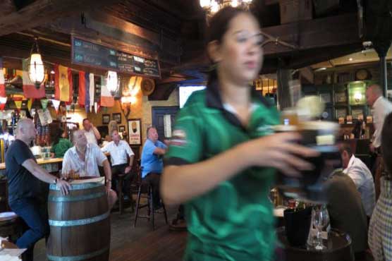 ماہ رمضان میں شراب کی فروخت، دبئی حکام نے قوانین نرم کر دیئے