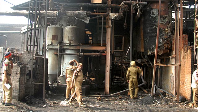 این او سی حاصل کے بغیر شہری علاقوں میں سینکڑوں پاور لومز فیکٹریاں قائم