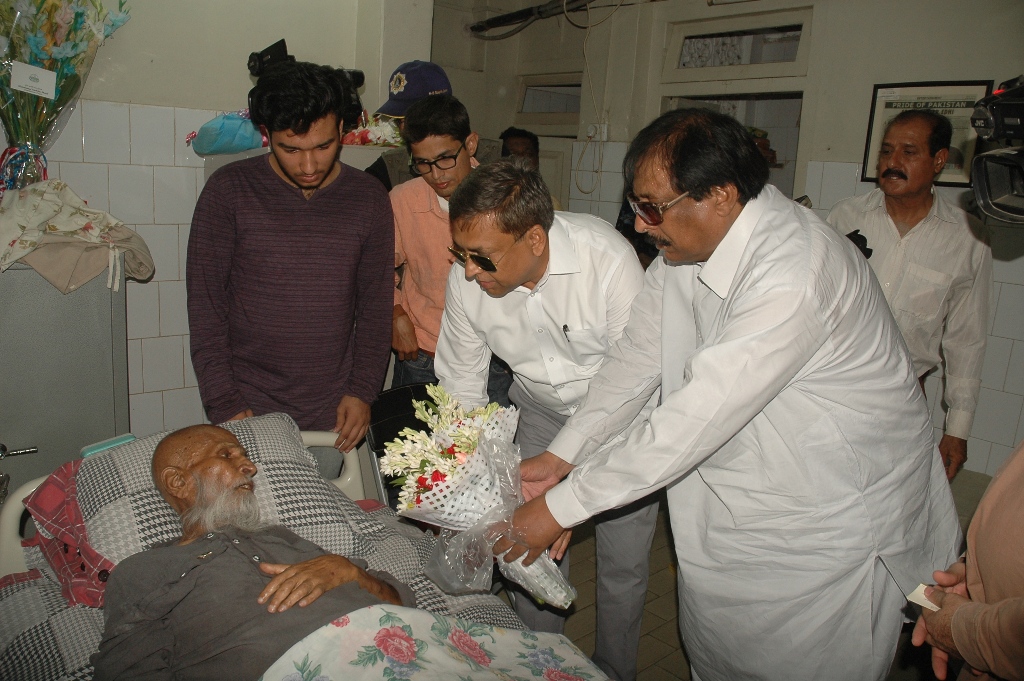 عبدا لستار ایدھی پاکستان کا اثاثہ ہیں ، دکھی انسانیت کے لیے اُن کی خدمات مشلِ راہ ہے ! طاہر حسین سید