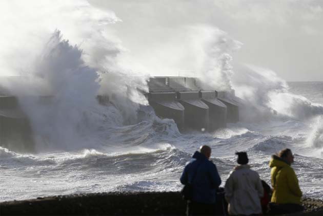 سمندری طوفان کولن امریکی ریاست فلوریڈا کے قریب، ایمرجنسی نافذ