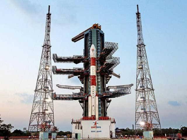 بھارت نے کامیابی سے 20 سیٹیلائٹ ایک ساتھ خلا میں روانہ کردیے