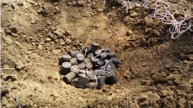 بہار میں بارودی سرنگ دھماکے، دس سکیورٹی اہلکار ہلاک