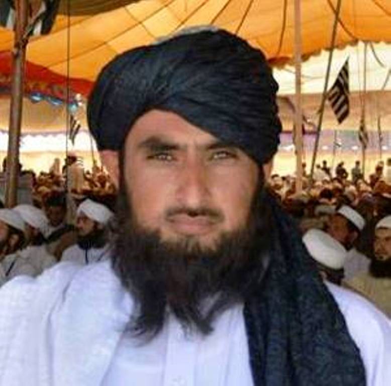 دعویداروں نے سکالر شپ ختم کرکے الٹا کام کر ڈالا۔ گورنر خیبر پختونخواہ فوری نوٹس لے۔ عارف حقانی