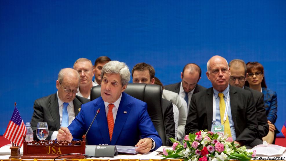 جوہری پروگرام کے خاتمے کے لیے شمالی کوریا، ایران سے سیکھے: کیری