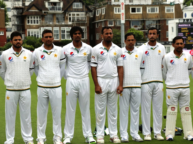 قومی ٹیم کا عبدالستار ایدھی کو خراج عقیدت، میچ سے قبل ایک منٹ کی خاموشی اختیار کی