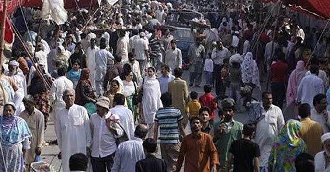 آبادی میں اضافہ، ترقی کی راہ میں رکاوٹ