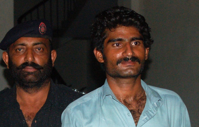 قندیل ہمارا آئینہ