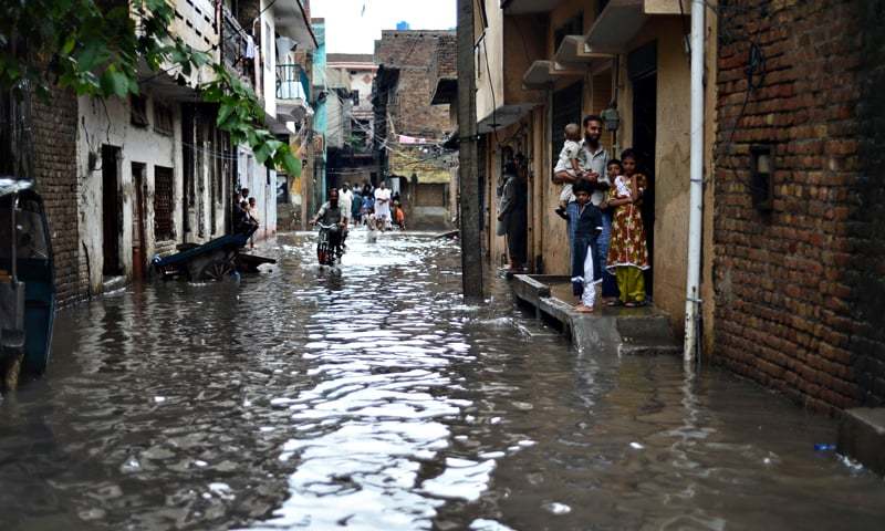 بلدیہ عظمیٰ کراچی شہر کے 30 بڑے برساتی نالوں کی صفائی نہ کر سکی