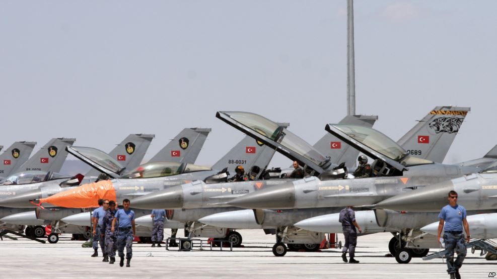 عراق میں کرد باغیوں کے اہداف پر ترک فضائیہ کی بمباری