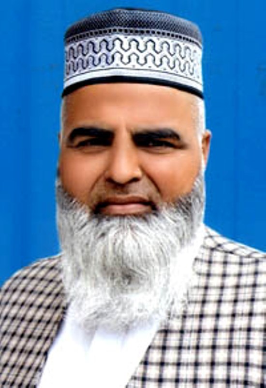 لوسر شرفو میں آٹھ سالہ معصوم بچے کی تلاش کیلئے آخری حد تک جائیں گے، حاجی امجد محمود