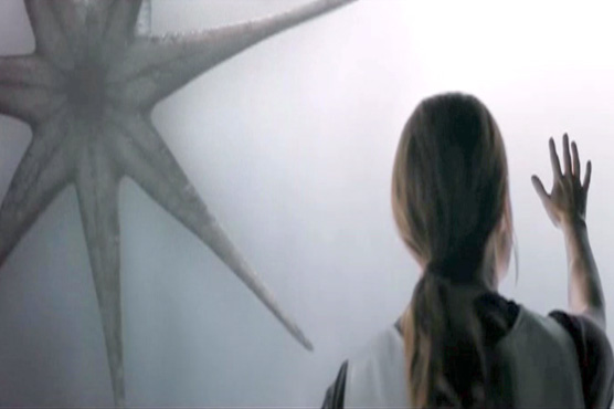 ہالی ووڈ سائنس فکشن فلم  ارائیول کا نیا ٹریلر منظر عام پر آگیا