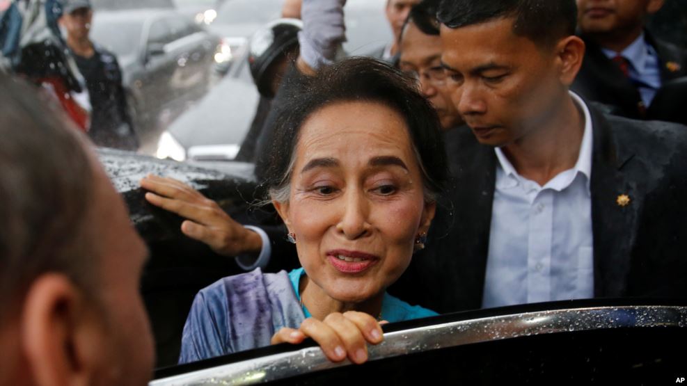 داعش کی آنگ سان سوچی کو مبینہ دھمکی، تحقیقات کا آغاز