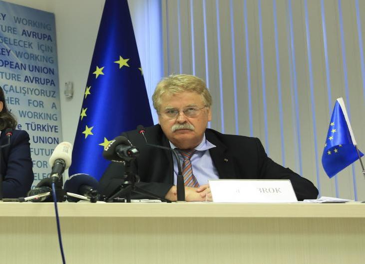 ہم نے ترکی میں بغاوت کی کوشش کو زیادہ سنجیدہ نہیں لیا تھا، ایلمار بروک