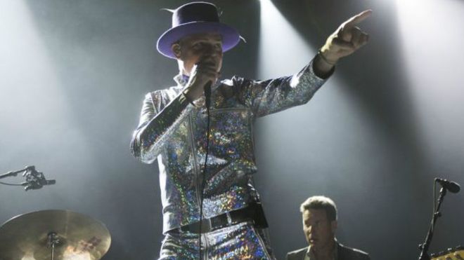 قریب المرگ گلوکار کا الوداعی کنسرٹ