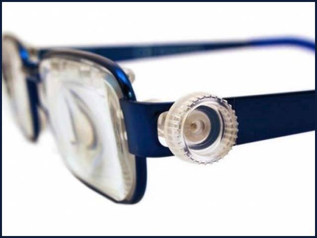 دور اور قریب کا منظر دکھانے والی ڈائل کی حامل عینک