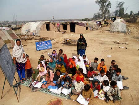 تیرا گلشن کبھی ویران نہ ہونے دیں گے