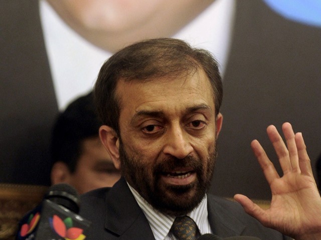 ایم کیو ایم کا آپریٹر تبدیل ۔۔۔ فیصلے اب پاکستان میں