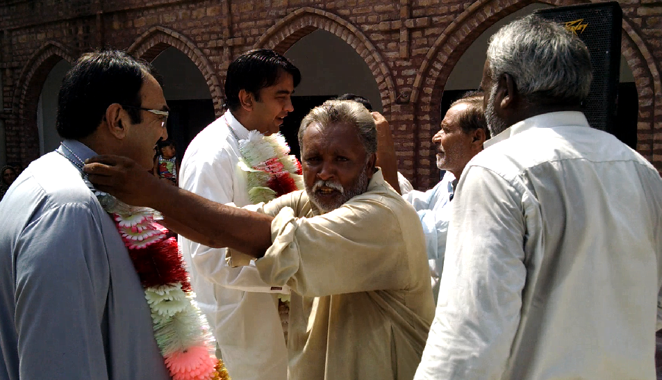 راجہ یاسر سرفراز گزشتہ روز 1 ماہ کے امریکہ کے نجی دورے سے پاکستان واپس پہنچ گئے