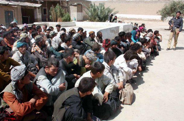 کوئٹہ : غیر قانونی طور پر مقیم ساڑھے تین سو افغانی گرفتار