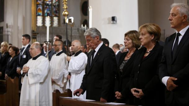 دہشت گرد ہماری رہائش کے ماحول کو خوف و ہراس کے ماحول میں تبدیل کرنا چاہتے ہیں۔ صدر جوکم گاک