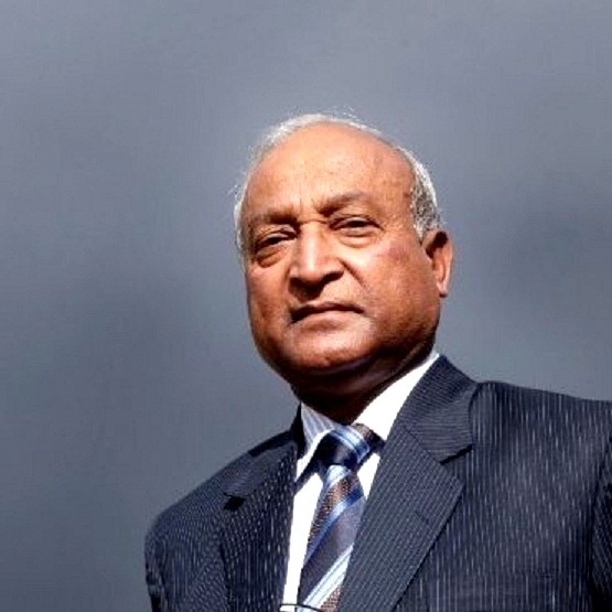 کوئٹہ دھماکے کے شہیدوں کے لواحقین کے دکھ میں برابر شریک ہیں، جوزف فرانسس