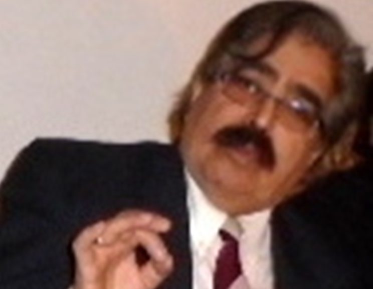 آگ لگا دو، محل جلا دو، جان لڑا دو