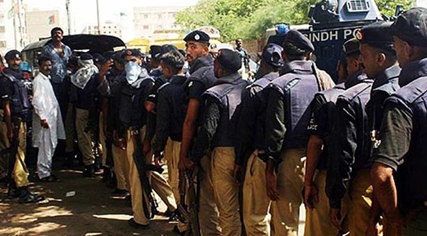 اندھیر نگری چوپٹ راج، پنچاب پولیس