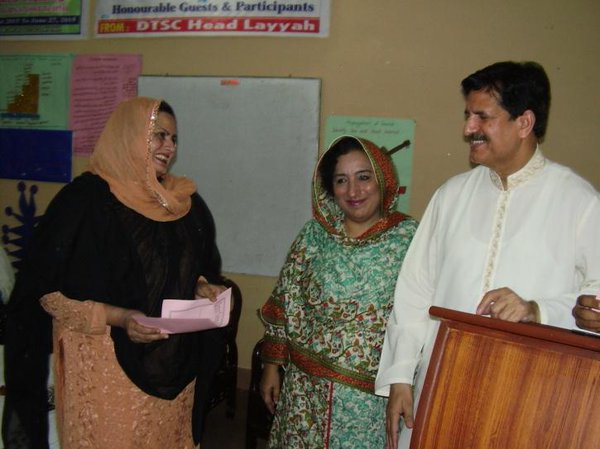 طاہرہ چشتی ایک فرض شناس آفیسر تعلیم
