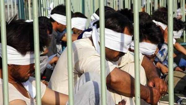 ایران میں افغان مہاجرین سے حیوانوں جیسا سلوک