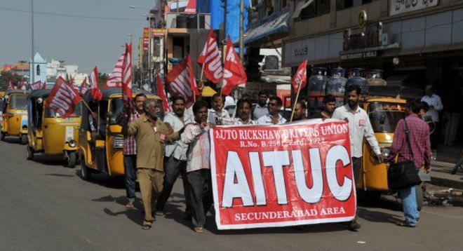انڈیا میں کروڑوں ملازمین کی ملک گیر ہڑتال