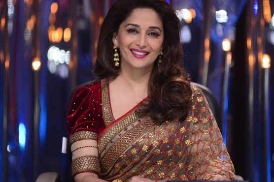 مادھوری ڈکشت کی طبیعت اچانک خراب، ہسپتال میں داخل کرا دیا گیا